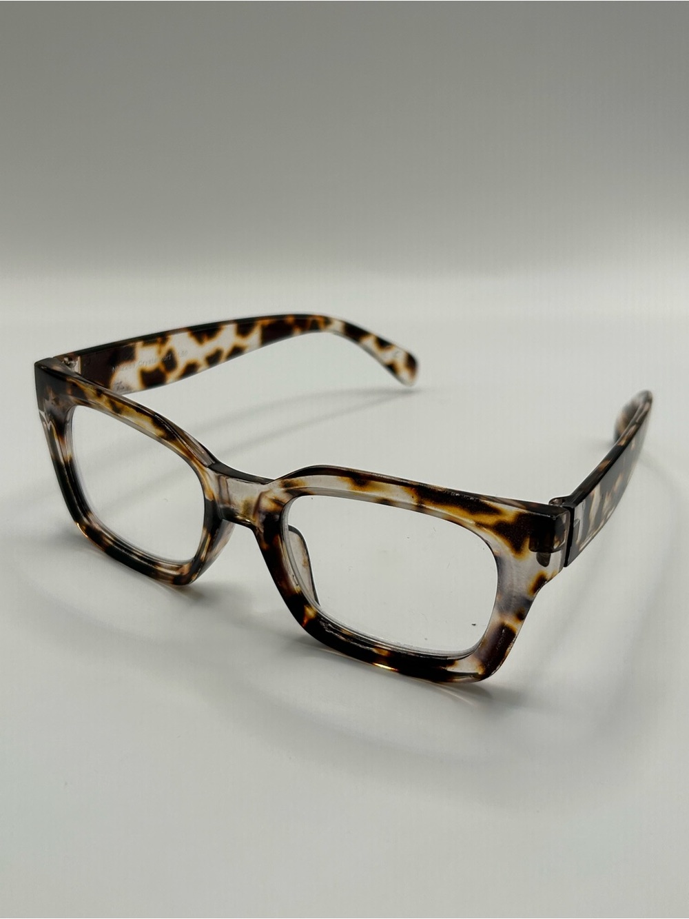 Tortoiseshell Rectangular Readers - Picture 3 of 5
